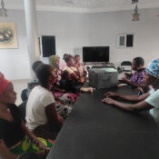 Lancement officiel du Réseau de Solidarité pour l’Autonomisation Économique et Sociale des Femmes (RSAESF) pour l’autonomisation financière des jeunes filles et femmes,